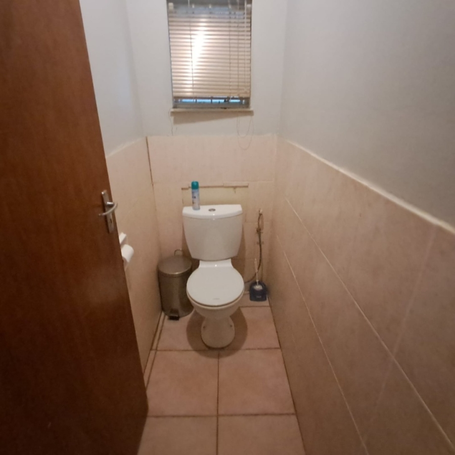 4 Bedroom Property for Sale in Universitas Free State